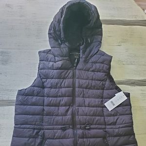 NWT DKNY Sport Puffer Vest